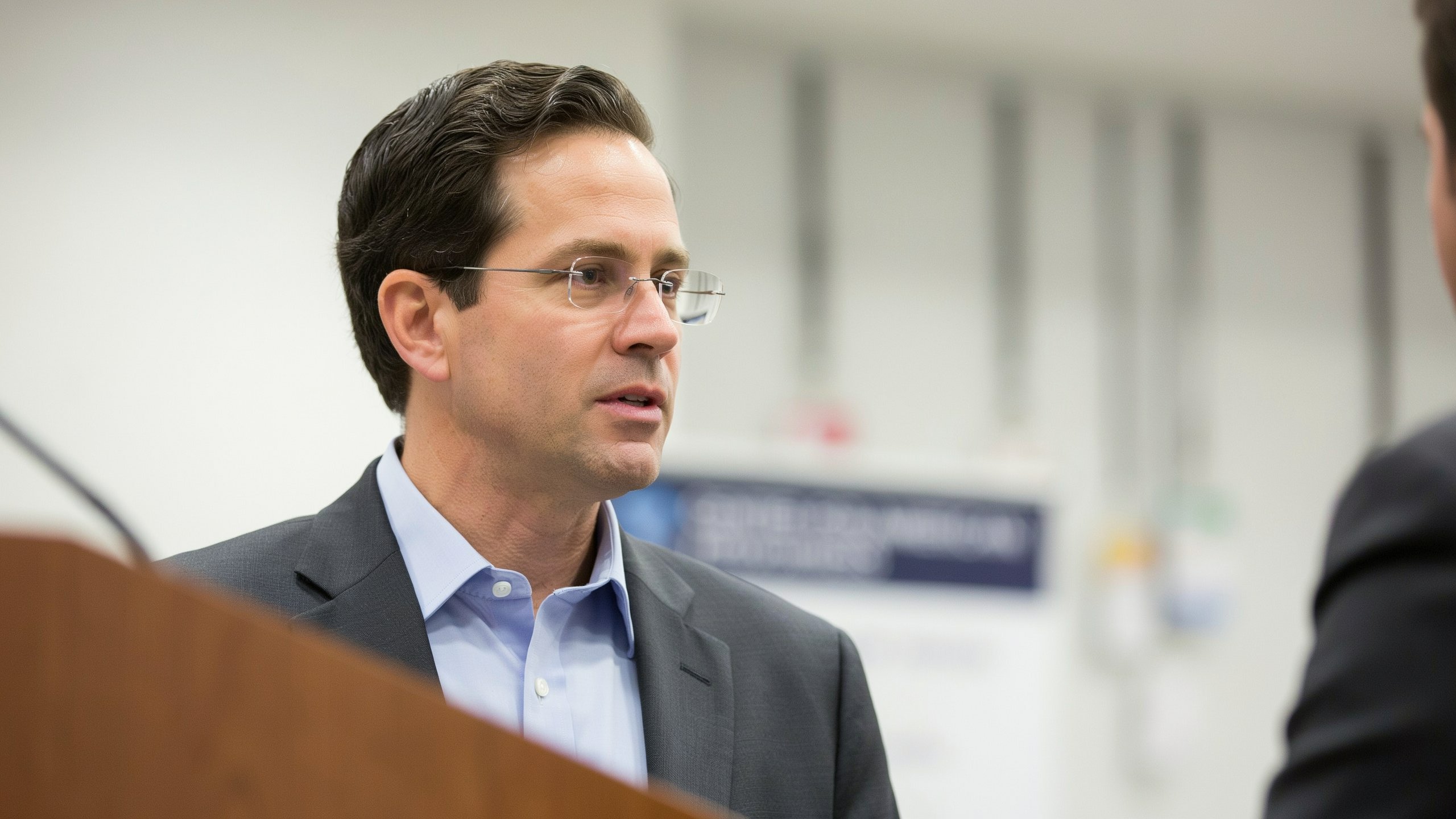 Peter Orszag Hair: Why a Polished Executive Look Gets So Much Attention